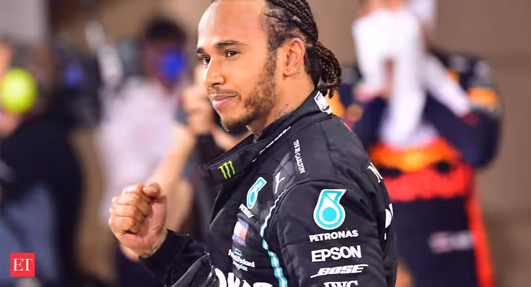 Hamilton wins crash-hit Bahrain Grand Prix