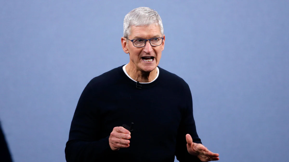 Apple CEO Tim Cook Says Most Staff Won’t Return to Office Until June 2021