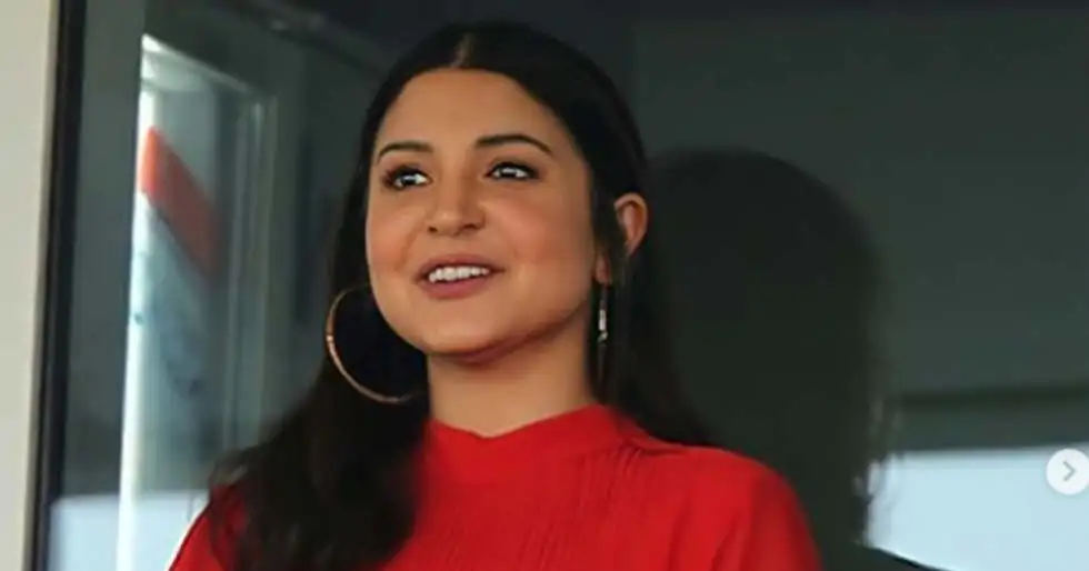 Photos:Anushka Sharma arrives to support Virat Kohli for RCB's latest match