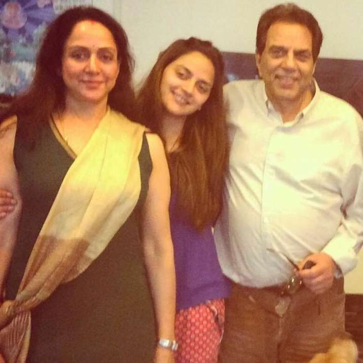India Tv - Dharmendra with Hema Malini and Ahana
