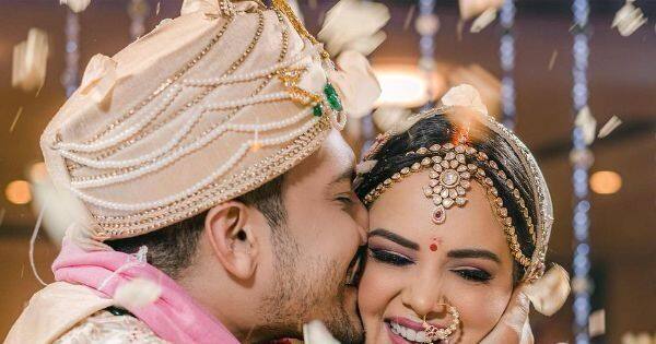 Aditya Narayan reveals that his wife, Shweta Agarwal, is a 'very lazy and unambitious person' — deets inside |