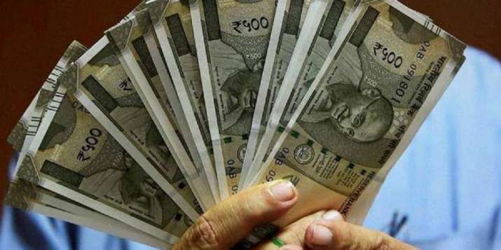 Rupee snaps 3-day winning streak, drops 10 paise to 74.59/USD