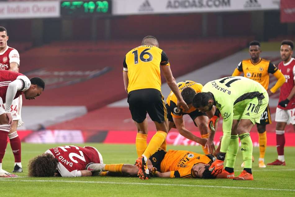 Premier League clubs agree to concussion substitutions but no increase to regulation in-game changes
