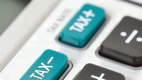 Debt funds vs Bank FDs: Which is the most tax-efficient investment?