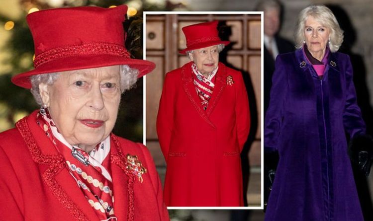 Queen's 'confident' body language stark contrast to 'awkward' and 'tense' Camilla - expert