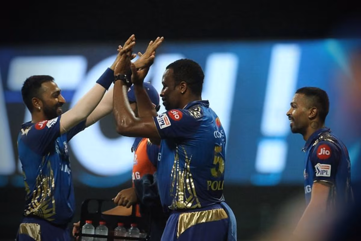 IPL 2020: Who is the 'Smarter Pandya' Between Hardik & Krunal; Keiron Pollard Has Answer