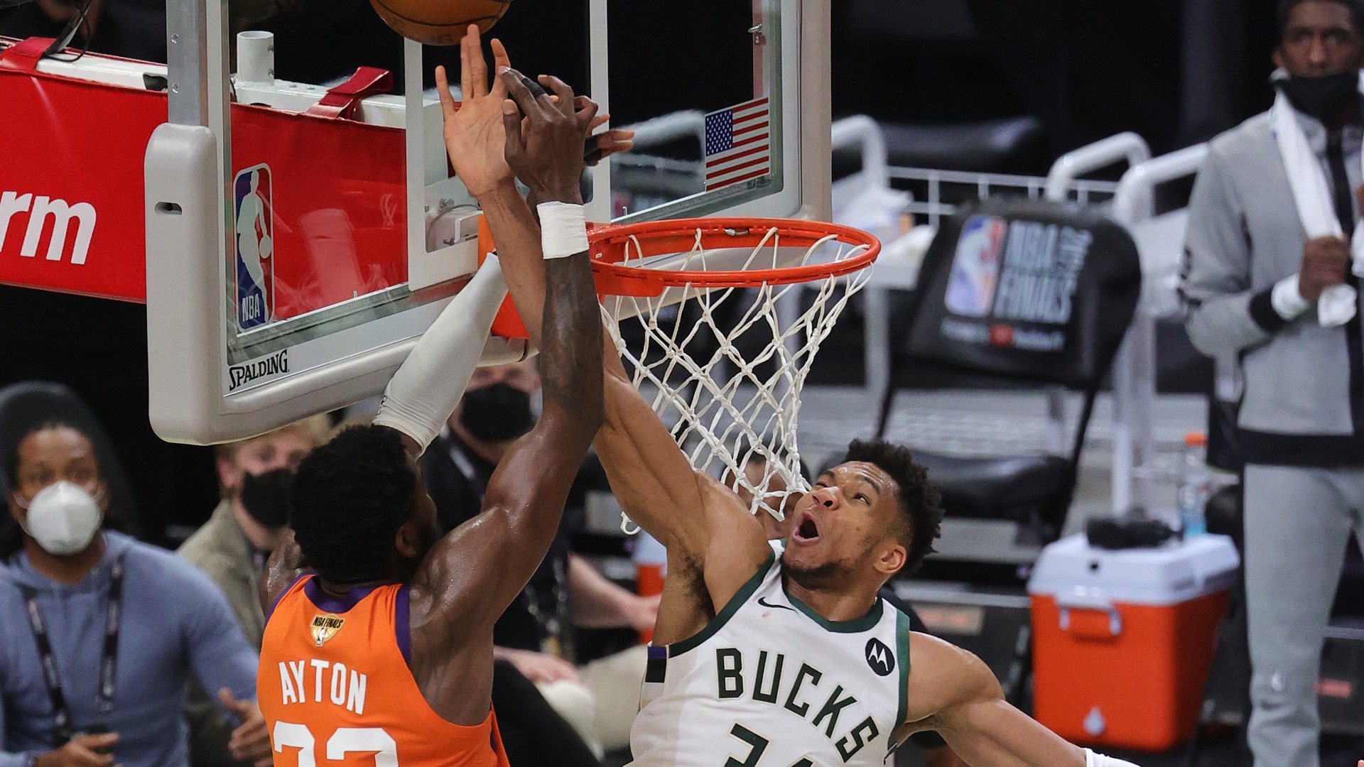 Giannis Antetokounmpo vs. LeBron James: Which superstar had better NBA Finals block?
