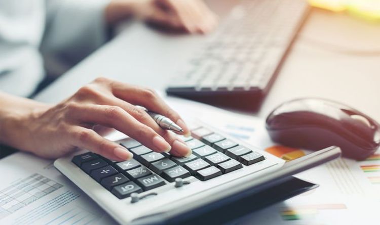 Self-Assessment tax return warning: Universal Credit claimants urged to take action now