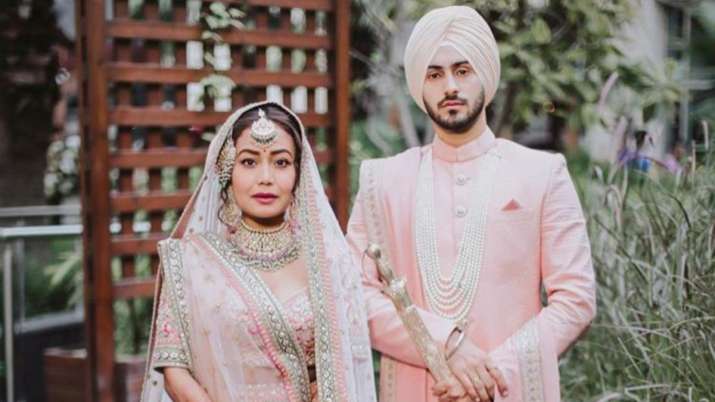 Neha Kakkar adds Mrs Singh to her name on Instagram