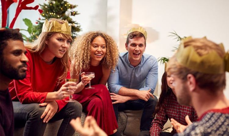 Charades ideas: Over 100 charades ideas for your Christmas game night