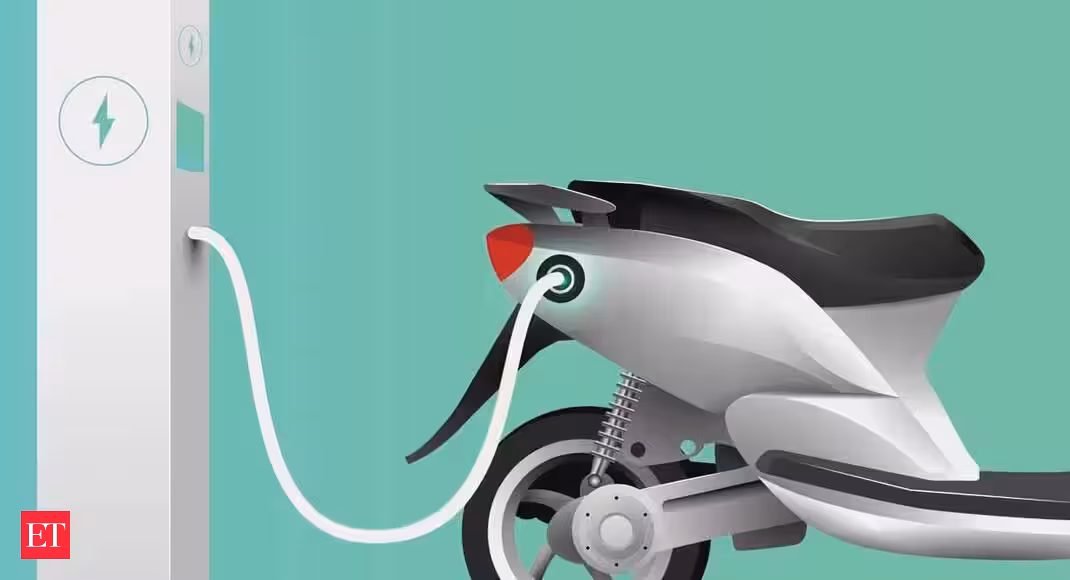 Revolt Motors begins delivering new batch of electric bikes to customers