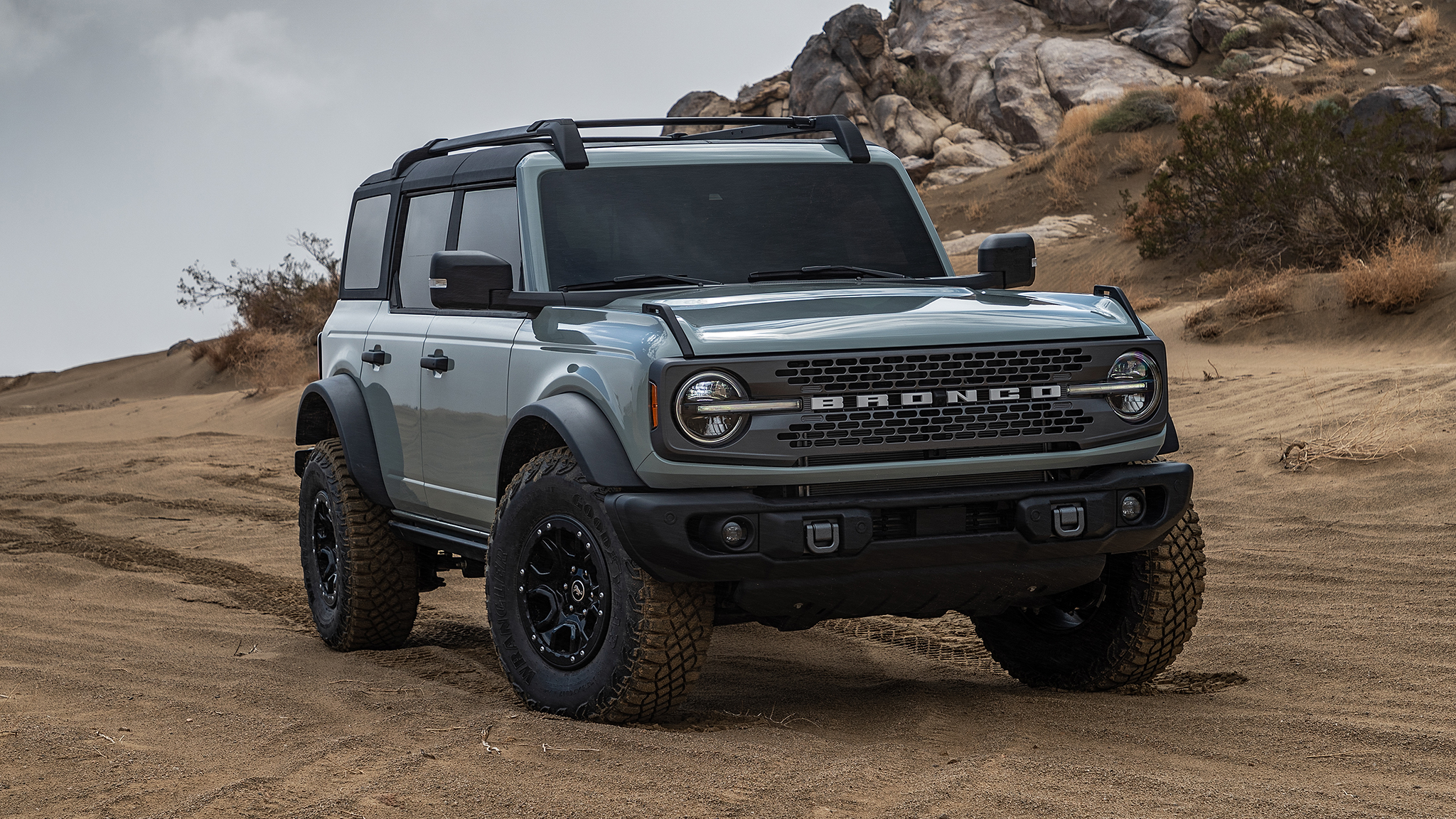 Some New Bronco Buyers Still Don't Have Build Dates, Ford Cites "Achilles Heel" Hardtops