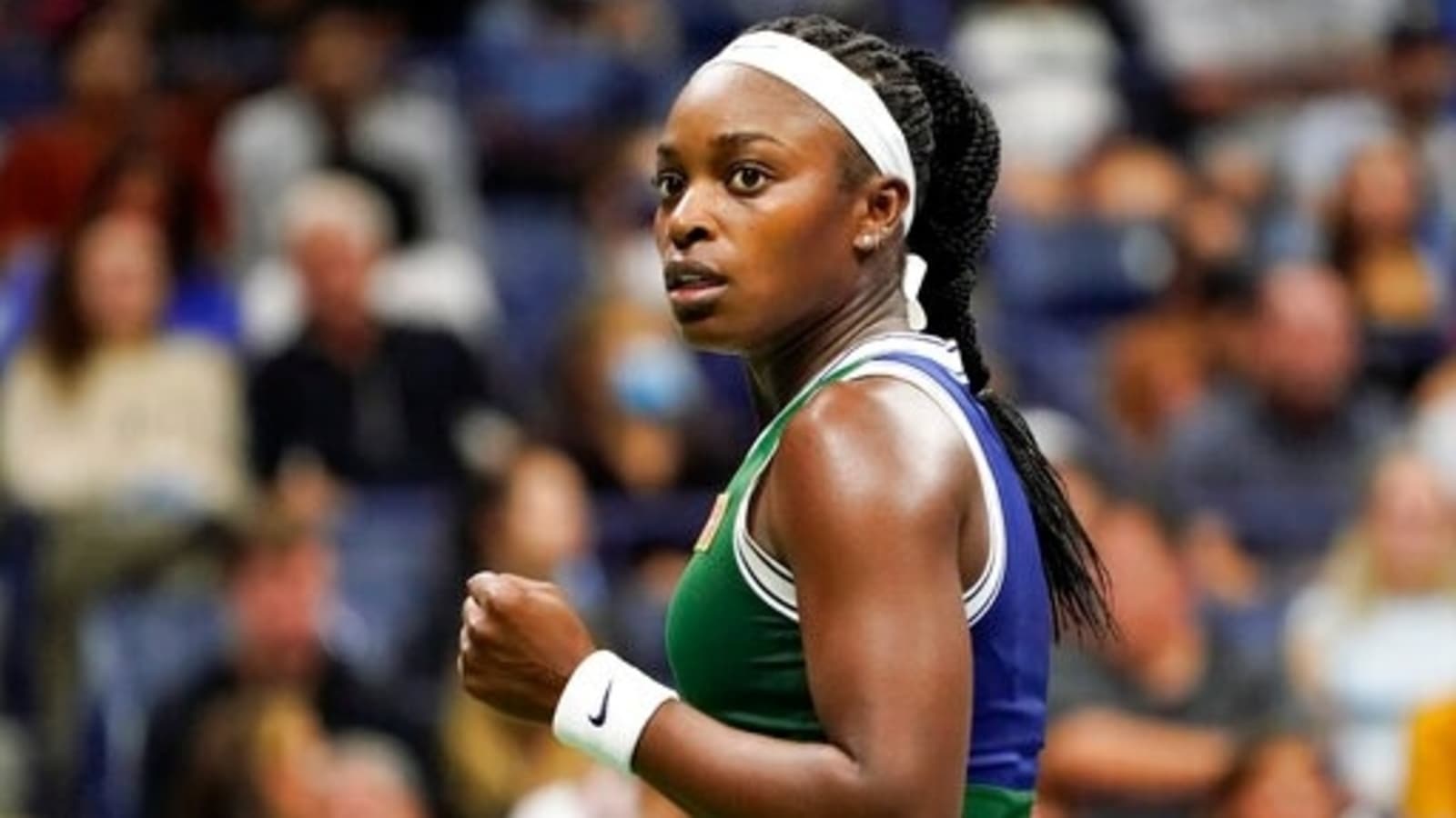 Stephens overpowers Gauff at US Open; Osaka's foe withdraws
