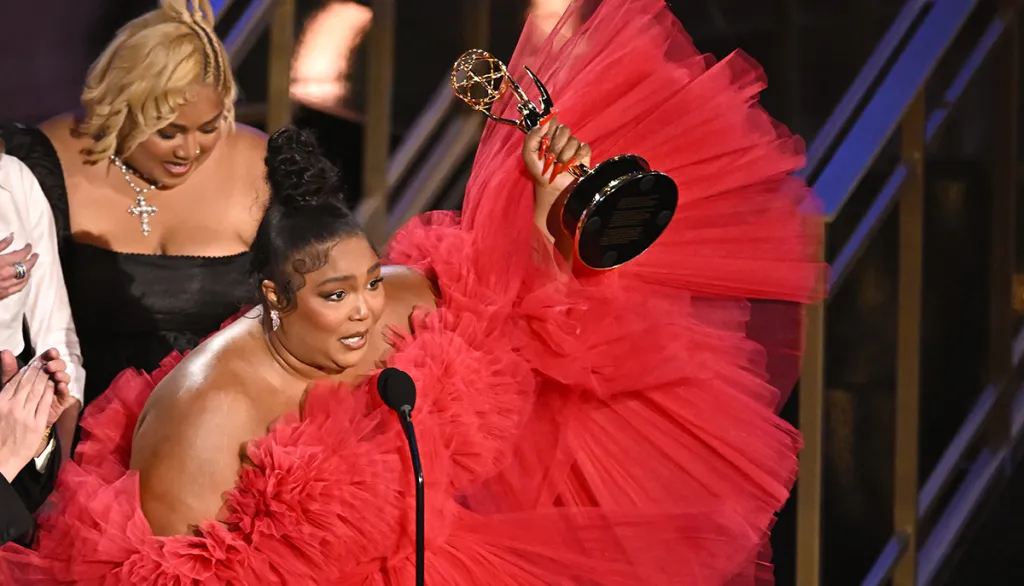Lizzo Brings Vibrant Drama to the Emmy Awards in Voluminous Red Giambattista Valli Couture Gown for Acceptance