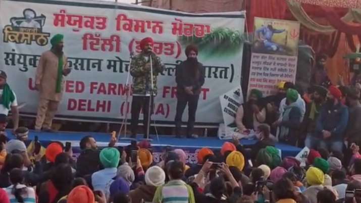 Diljit Dosanjh joins farmers' protest at Singhu border