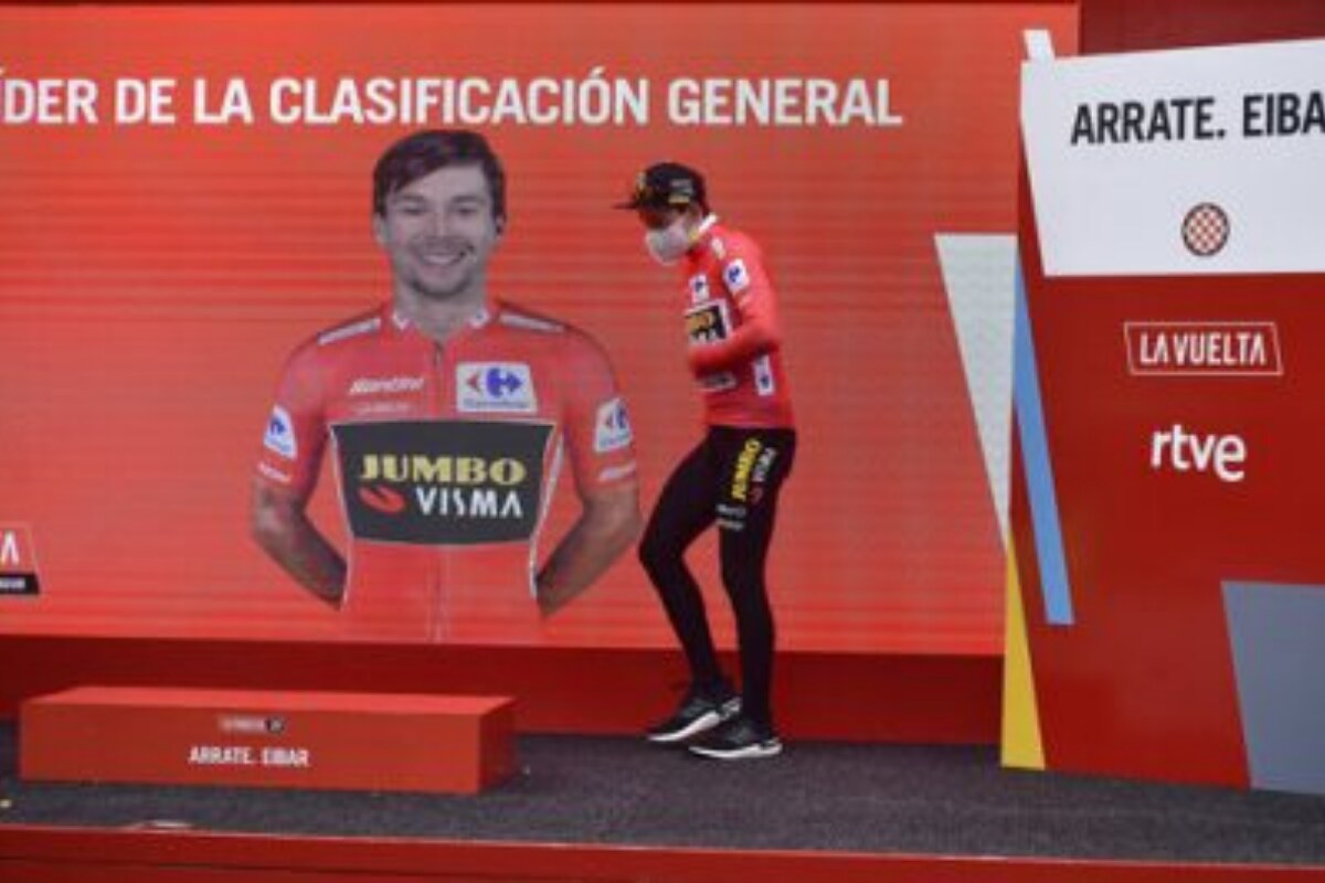 Primoz Roglic Wins Vuelta Time Trial to Retake Overall Lead