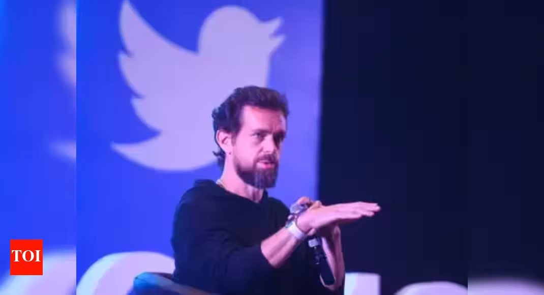 Twitter board backs chief Jack Dorsey after ouster bid - Times of India