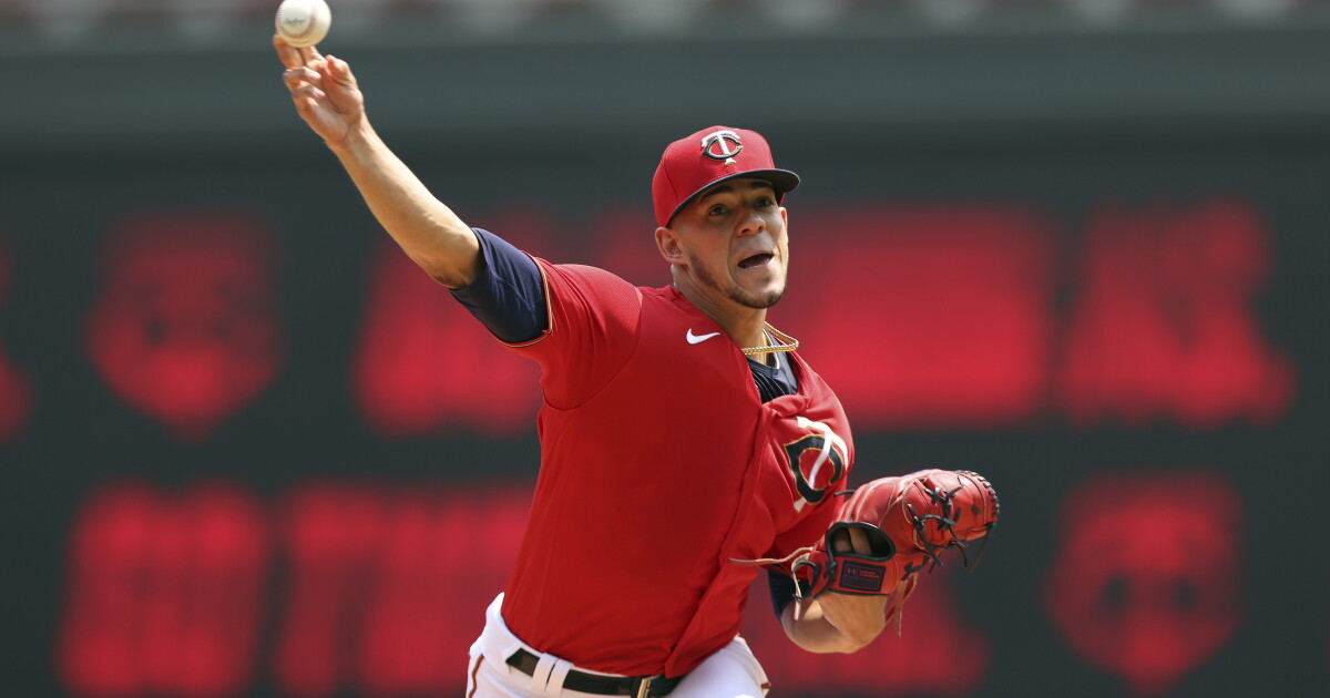 The Dodgers and Angels need pitchers. Here are 10 possible trade options for them