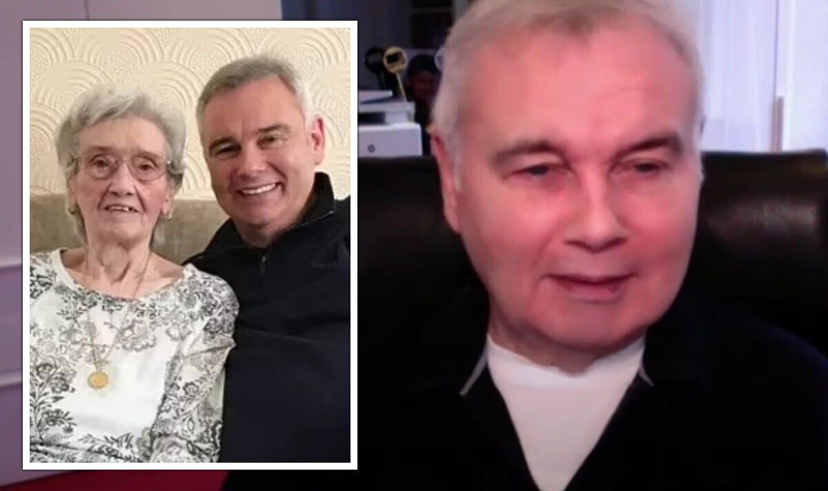 Eamonn Holmes admits he's 'overwhelmed' as he lays beloved mum to rest