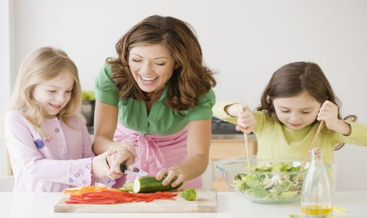 Parents tell their tricks to get children to eat a healthy diet