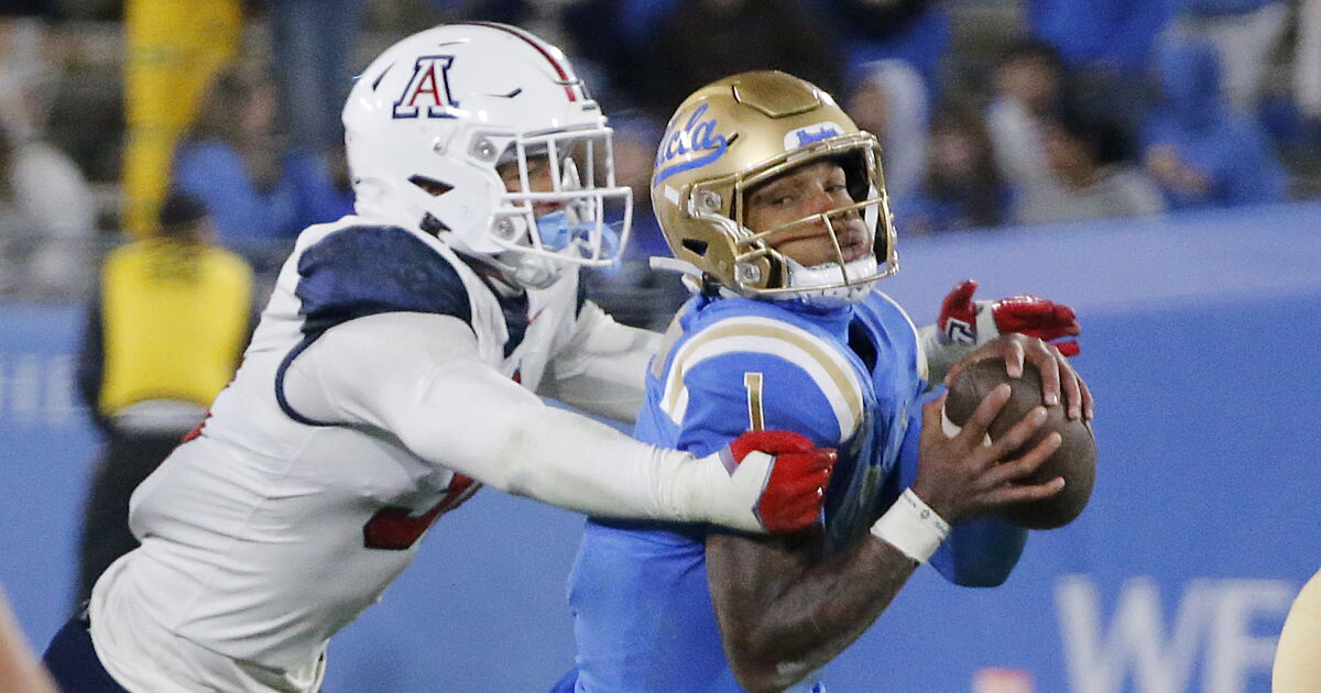 Commentary: UCLA's choke job robs L.A. of grand return to college football's big stage