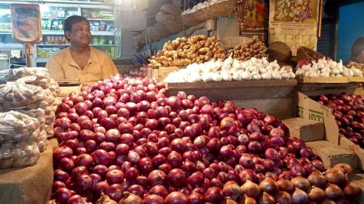 Onion costliest at Rs 100/kg in Bengaluru; lowest at Rs 35/kg in just 2 cities
