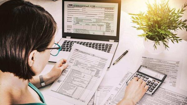 Can NRIs pay advance tax on rental income?