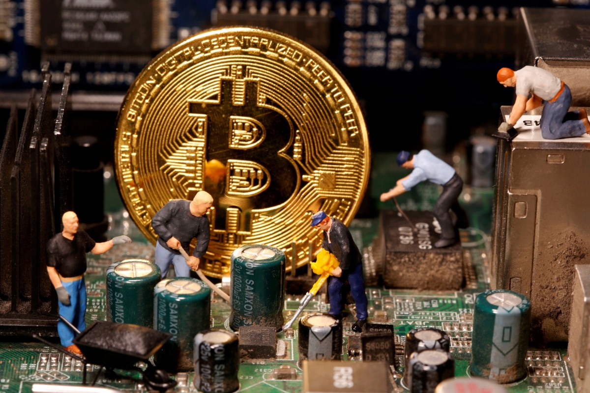 El Salvador Now Offers $30 Bitcoin Starter Accounts to Promote Use