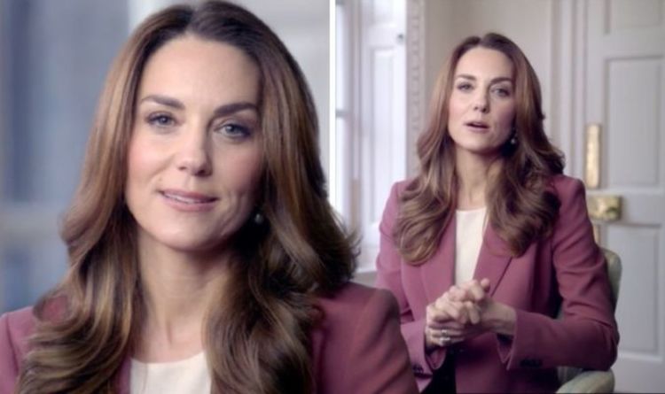 Kate Middleton body language shows her