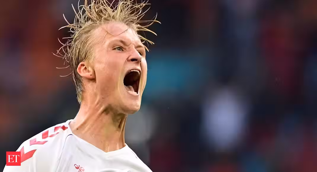 Dolberg scores 2, Denmark beats Wales 4-0 at Euro 2020