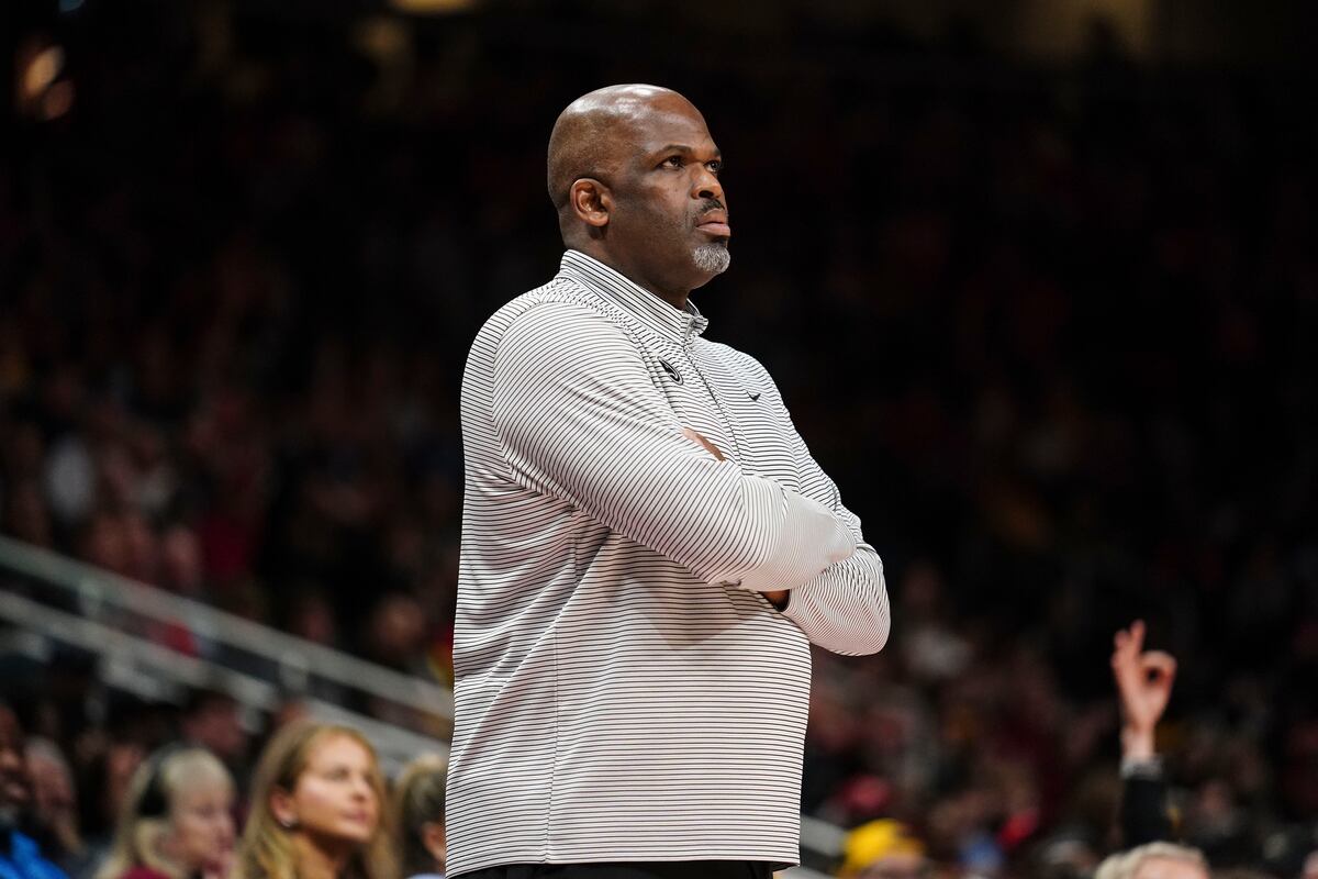 Hawks' 2022 Free Agents, Targets and Draft Needs After NBA Playoff Loss