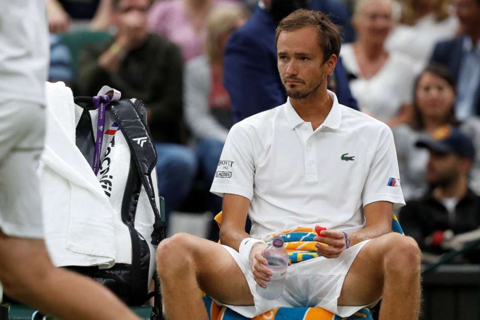 Wimbledon: Medvedev misses out on Federer meeting after another five-set failure