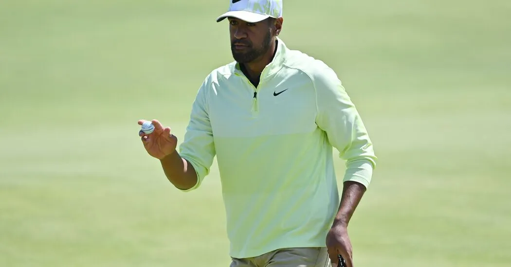 At the British Open, Tony Finau Shuts Out a Sense of Frustration