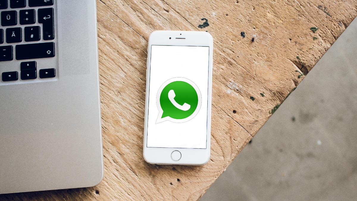 WhatsApp Accuses Apple of Anti-Competitive Behaviour Over Privacy Labels