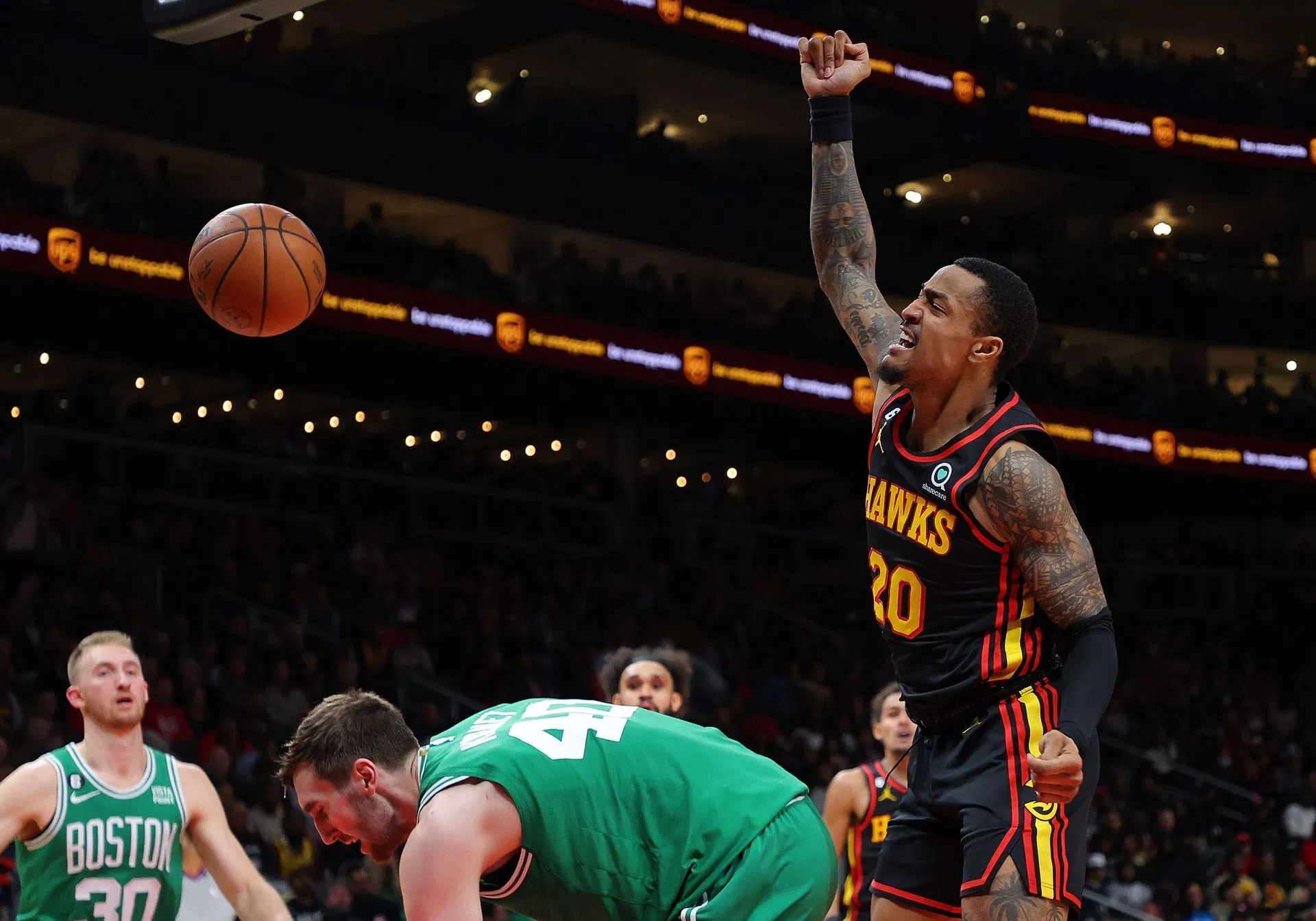 Reports: Utah Jazz has shown interest in John Collins after Phoenix Suns turned him down