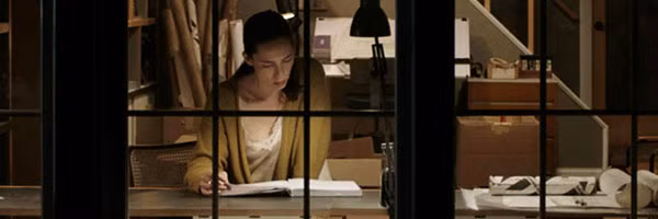 The Night House Review: Rebecca Hall Shines in This Atmospheric Chiller