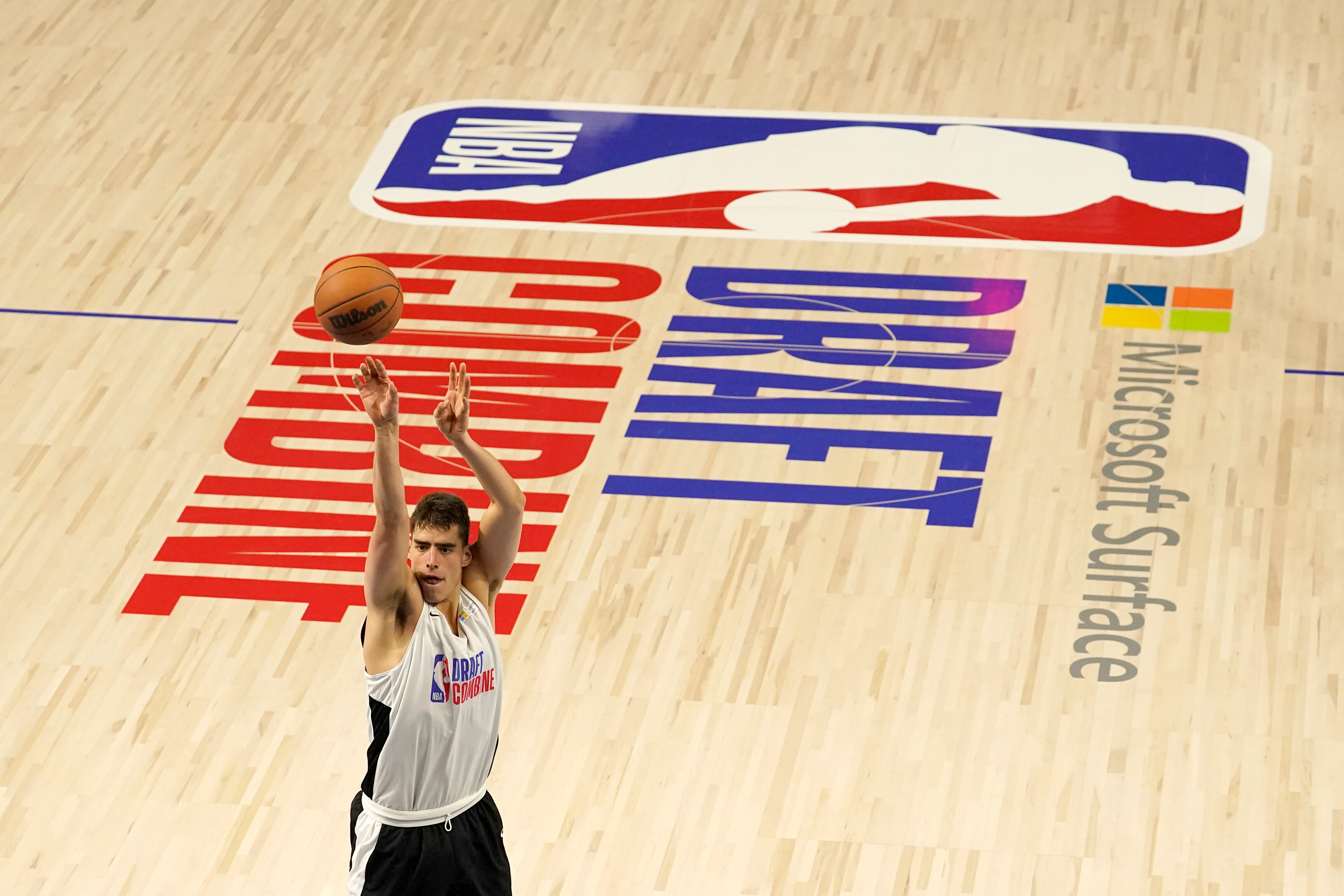 Luka Garza Withdraws from NBA Draft Combine Scrimmages Because of Groin Injury