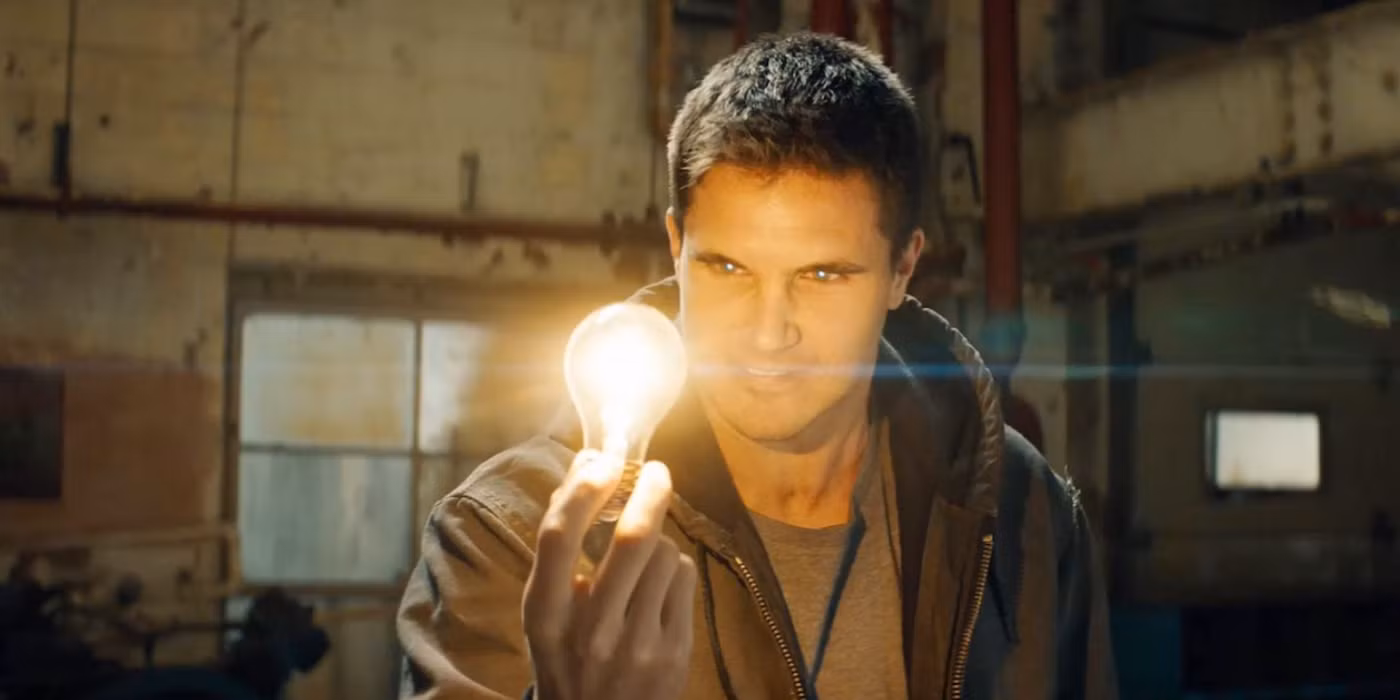 Stephen and Robbie Amell Making 'Code 8' Sequel