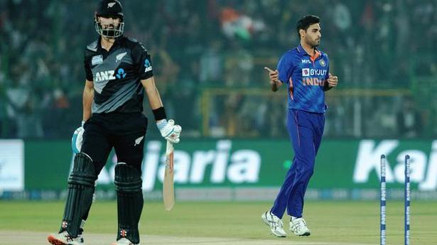India buoyed by Ashwin-Bhuvneshwar show