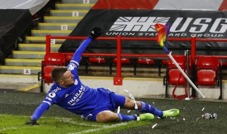 Jamie Vardy snaps Sheffield United corner flag during Leicester Premier League win