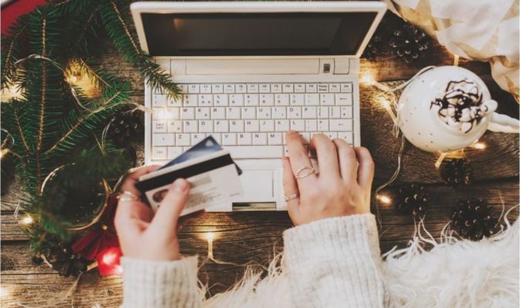 Christmas bonus: Who can claim the Government's £10 Christmas bonus?