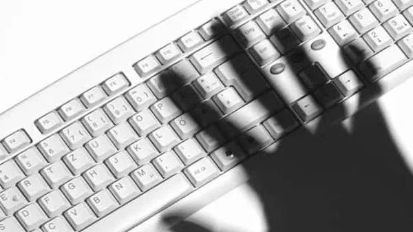 7 in 10 Indian consumers hit by tech support scams last year: Microsoft report
