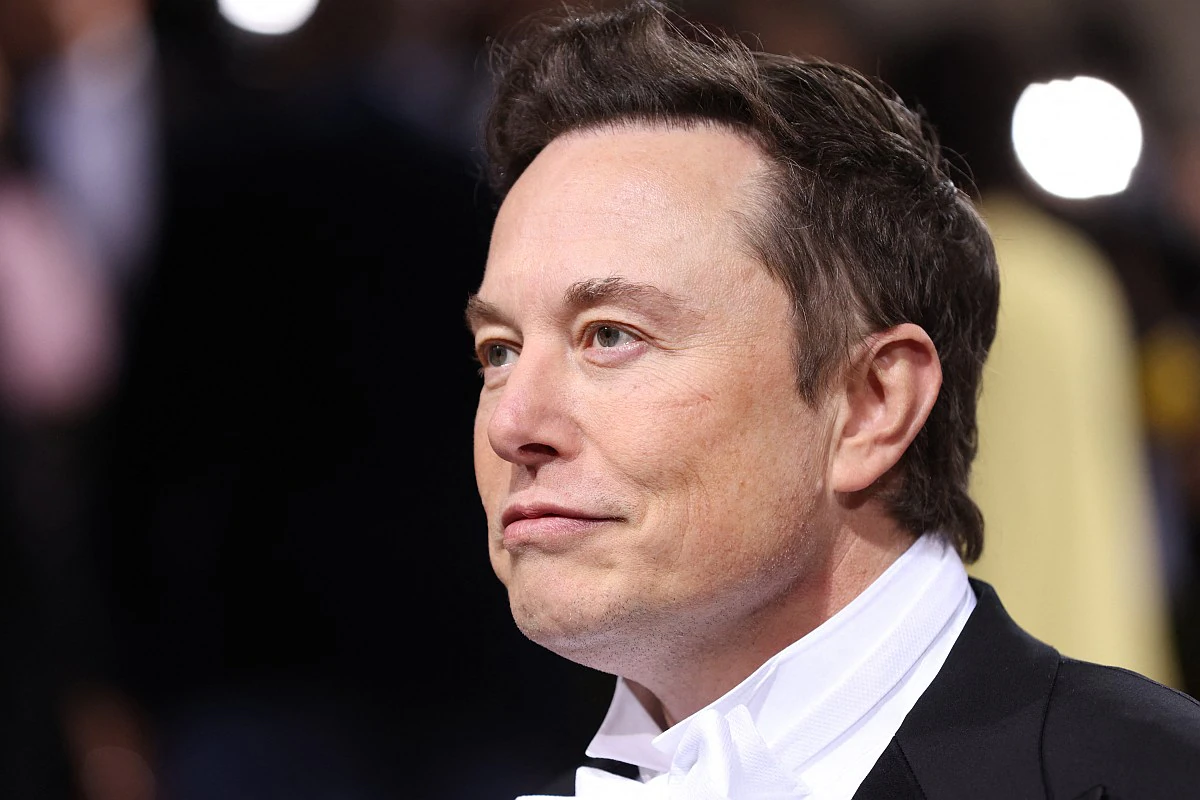 Here's When Elon Musk Says Twitter Has 'a Shot' at Being Cash Flow-Positive