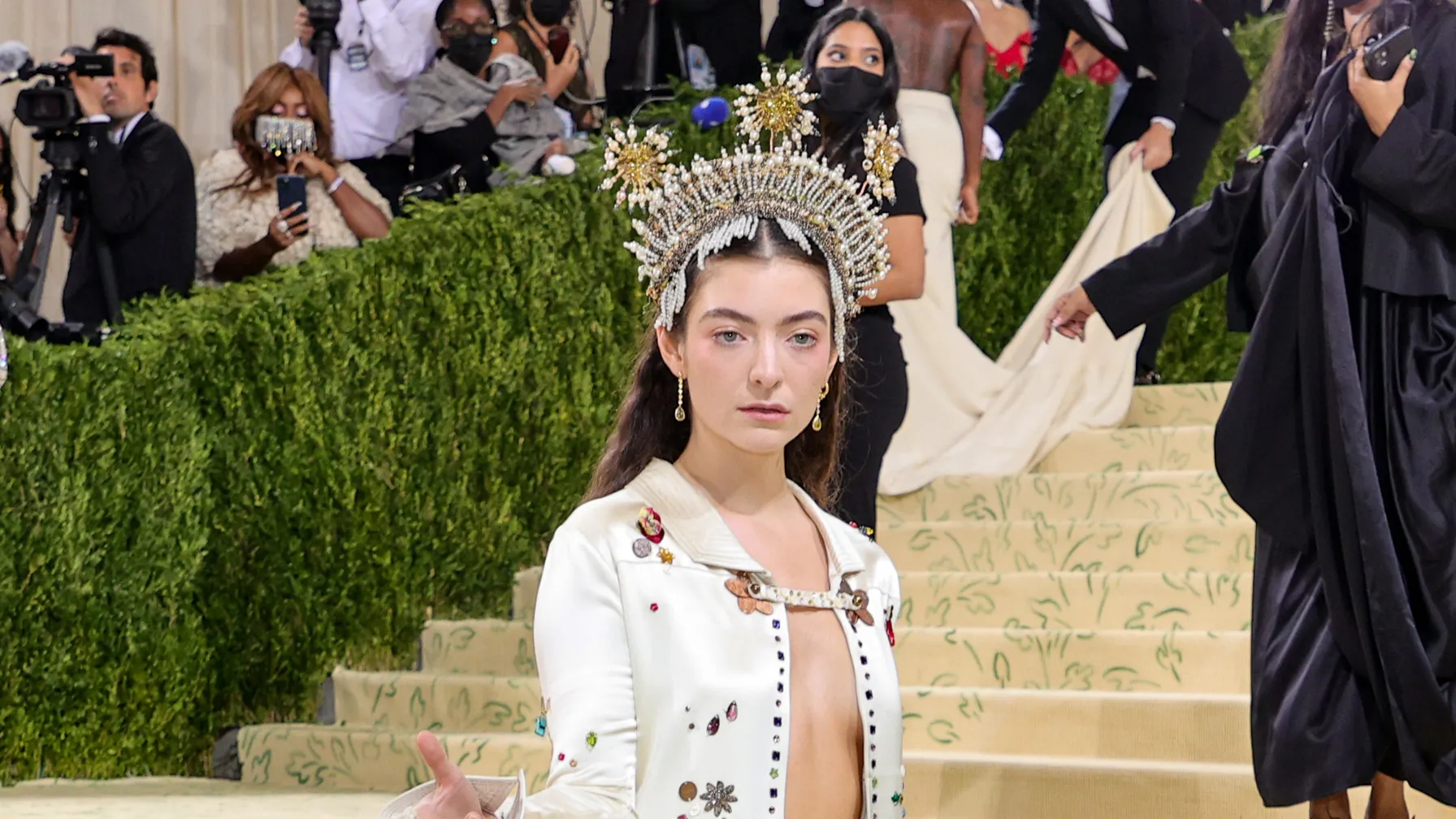 12 Stars Who Flew the Flag for Sustainability at the Met Gala