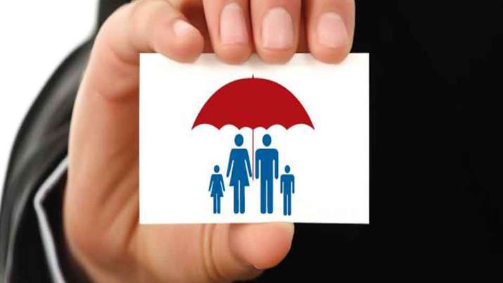 Term plan vs traditional insurance policy: Which is better and why