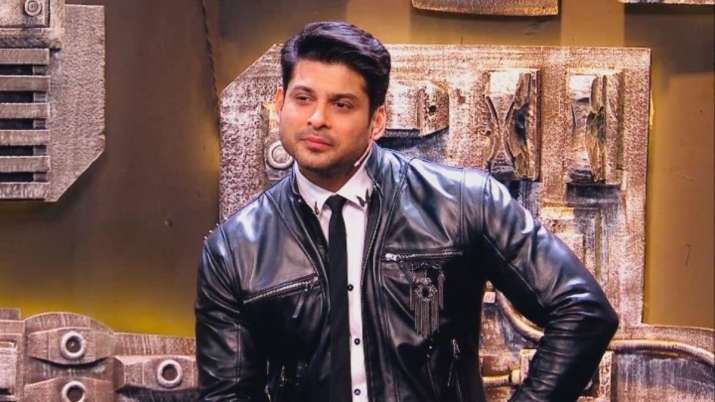 Sidharth Shukla takes a dig at Rashami, Paras, Mahira's 'buddha' comments on 40th birthday. Actors react