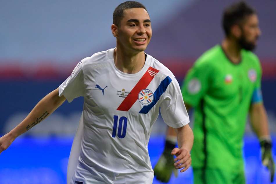 Chile 0-2 Paraguay: Almiron inspires as La Albirroja reach Copa America quarters