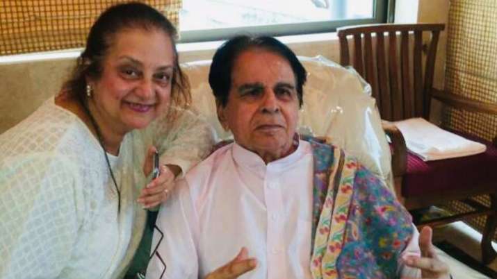 Dilip Kumar 'not too well & weak,' informs Saira Banu; says Big B, SRK, Salman Khan & others kept in touch