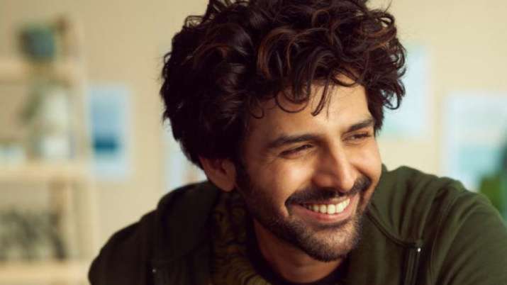 Kartik Aaryan REVEALS his 'profit share' in Bhool Bhulaiyaa 2; opens up about dream MCU role