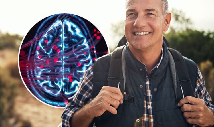 Dementia symptoms: Unusual walking habits could be a warning sign
